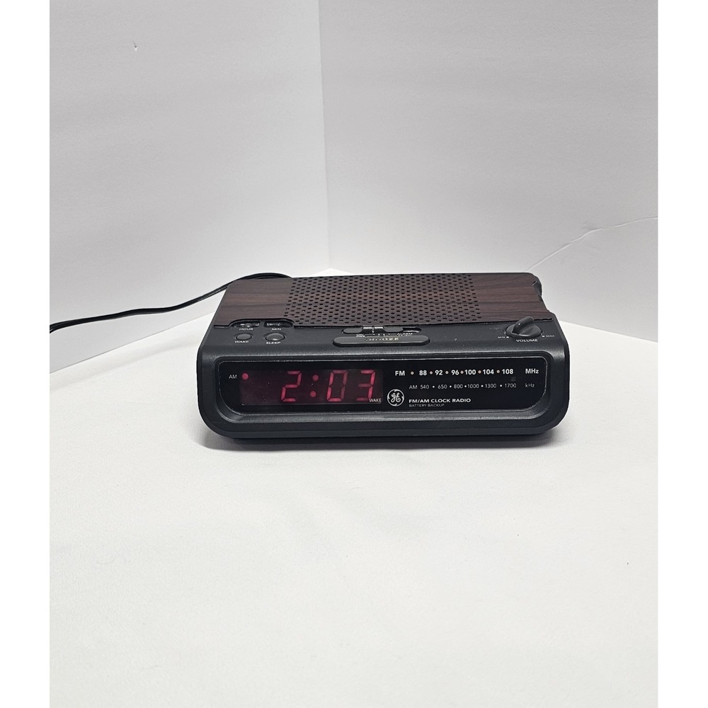 Vintage GE AM/FM Clock Radio Model 7-4613A Faux Wood Grain Alarm Snooze Working